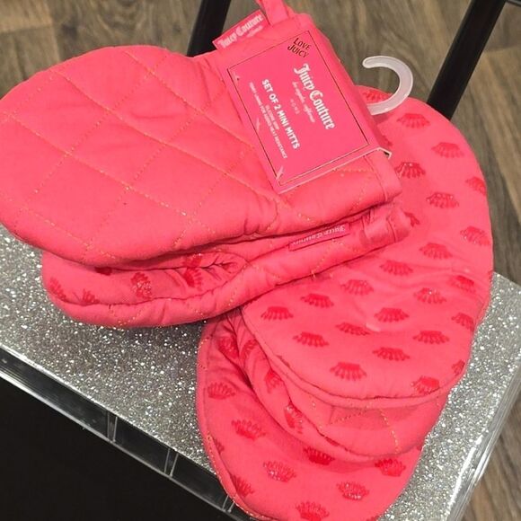 Juicy Couture Crown Logo Set of 2 Mini Mitts - Picture 9 of 11